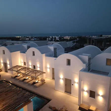 Aval Aparthotel