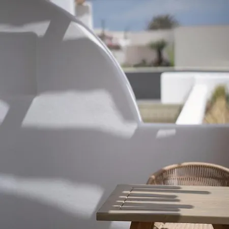 Ξενοδοχείο με διαμερίσματα Aval 4*