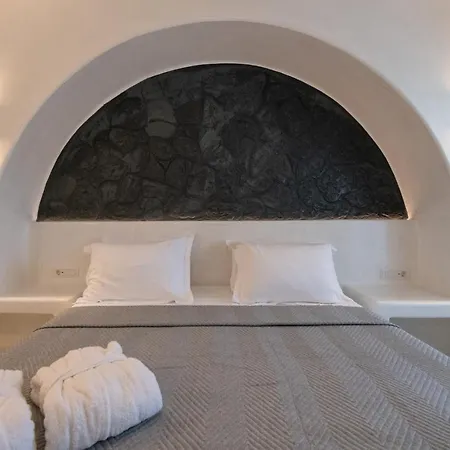 Aval Aparthotel *