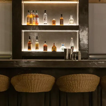 Hotel apartamentowy Aval Mesaria